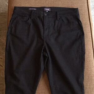 NYDJ Women’s Black Straight Leg jeans (Not Your Daughters Jeans)